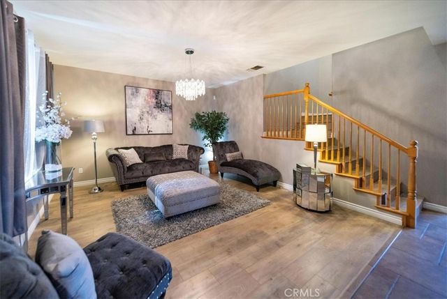 25933 Schafer, Murrieta, CA 92563