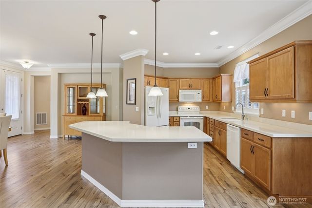 4826 Bend Drive NE, Lacey, WA 98516