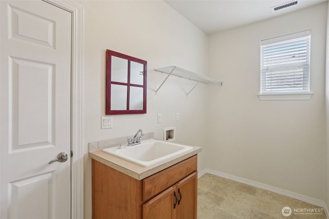 4826 Bend Drive NE, Lacey, WA 98516