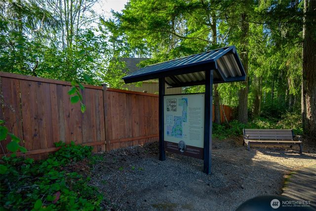 4826 Bend Drive NE, Lacey, WA 98516