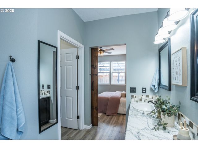 20386 Sw JAY St, Beaverton, OR 97003