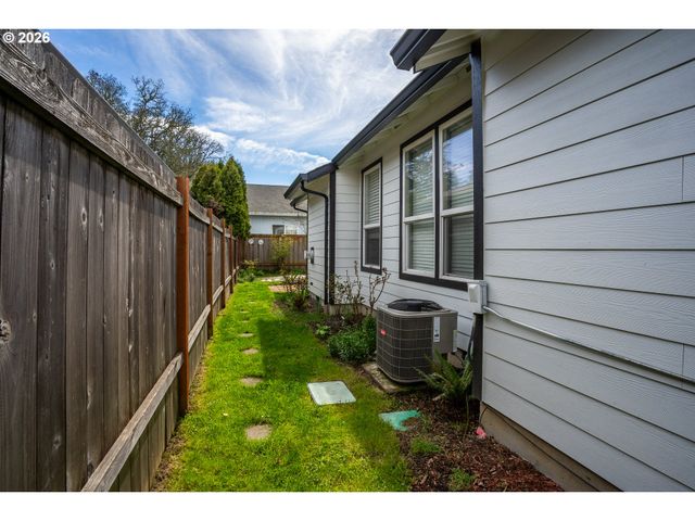 20386 Sw JAY St, Beaverton, OR 97003
