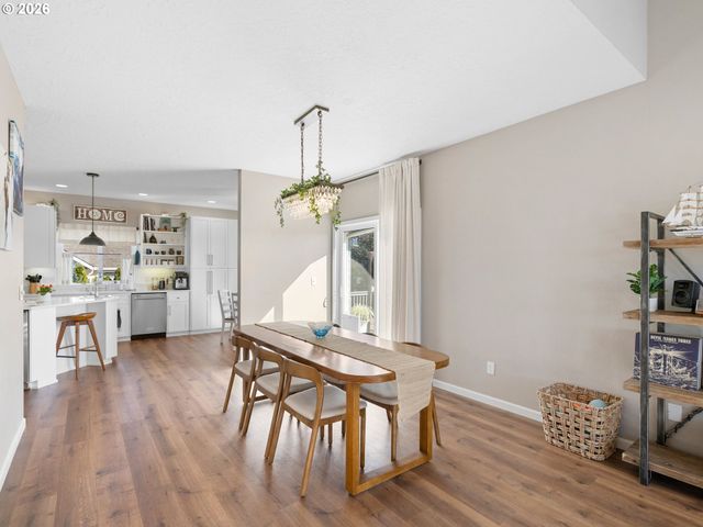 260 Ne 71ST Pl, Newport, OR 97365