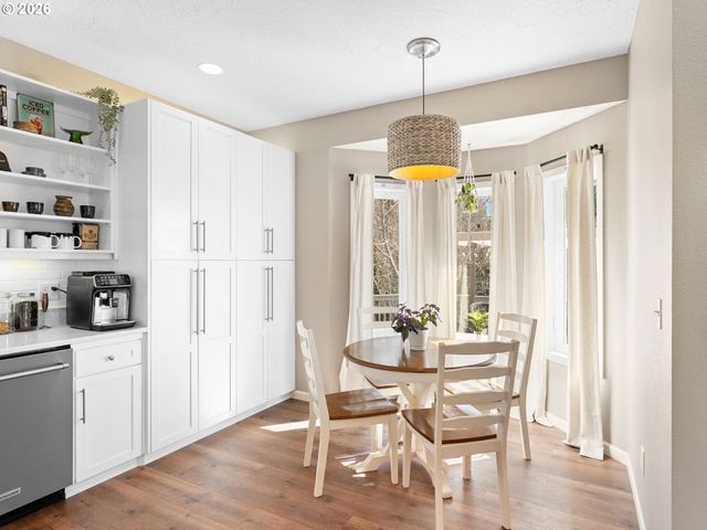 260 Ne 71ST Pl, Newport, OR 97365