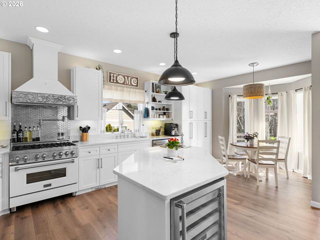 260 Ne 71ST Pl, Newport, OR 97365