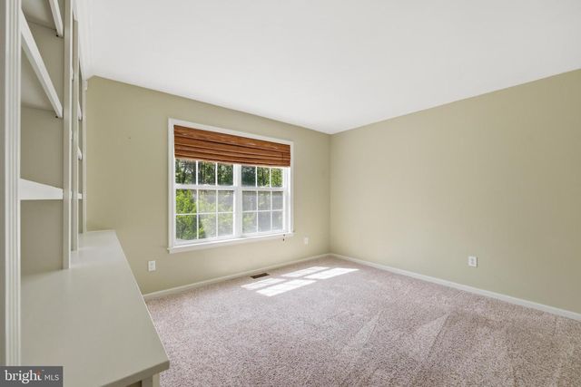 210 MENG RD, Schwenksville, PA 19473