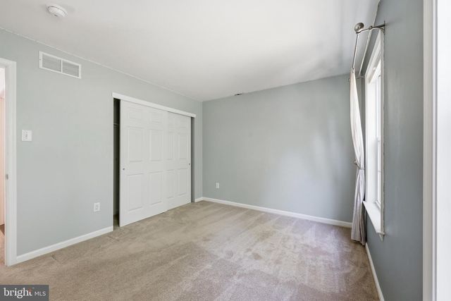 210 MENG RD, Schwenksville, PA 19473