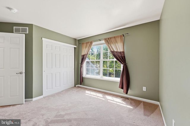210 MENG RD, Schwenksville, PA 19473