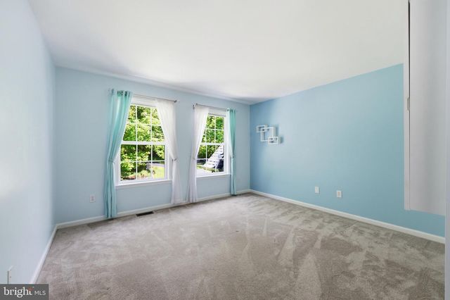 210 MENG RD, Schwenksville, PA 19473