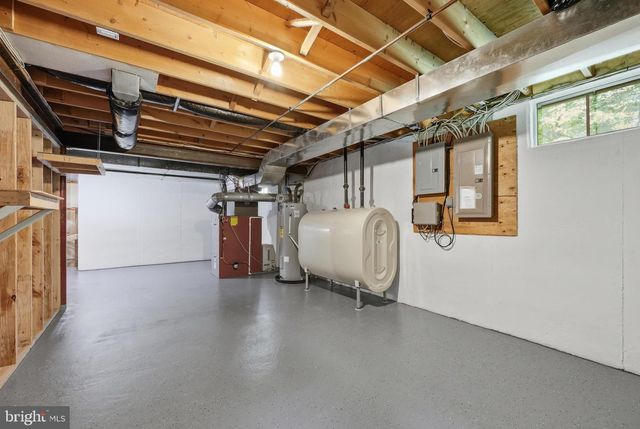 210 MENG RD, Schwenksville, PA 19473