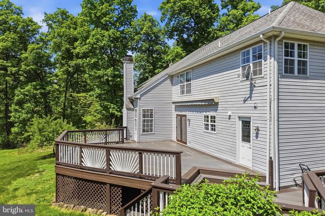 210 MENG RD, Schwenksville, PA 19473