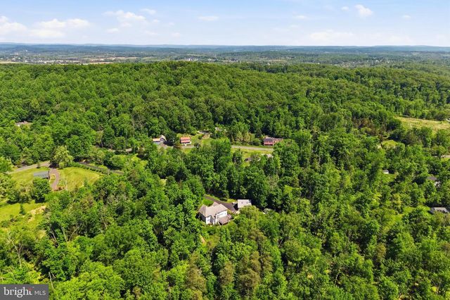 210 MENG RD, Schwenksville, PA 19473