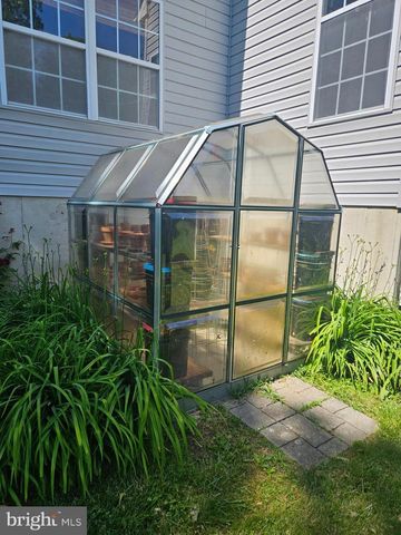 210 MENG RD, Schwenksville, PA 19473