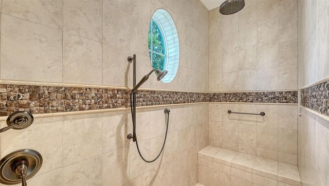 1732 CUNLIFF LANE, Sarasota, FL 34239