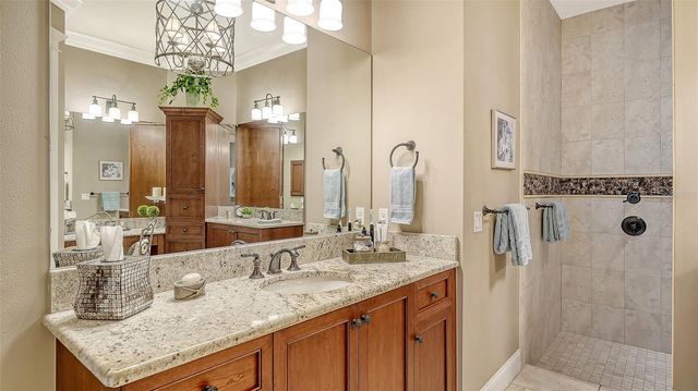 1732 CUNLIFF LANE, Sarasota, FL 34239