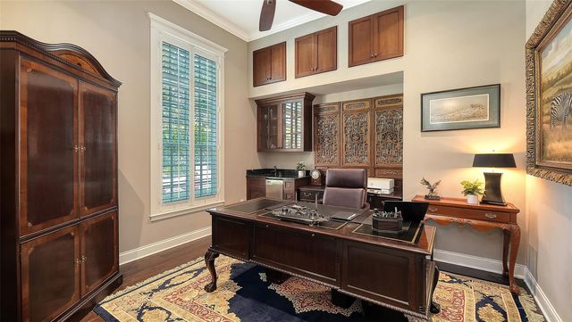 1732 CUNLIFF LANE, Sarasota, FL 34239