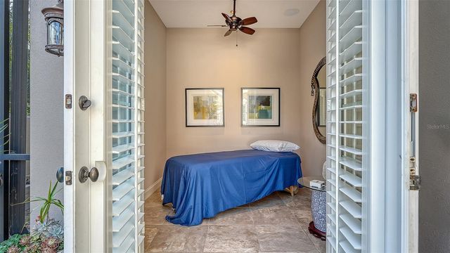 1732 CUNLIFF LANE, Sarasota, FL 34239