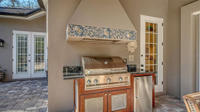 1732 CUNLIFF LANE, Sarasota, FL 34239