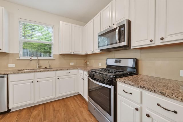 2107 Parnevik Place, Conroe, TX 77304