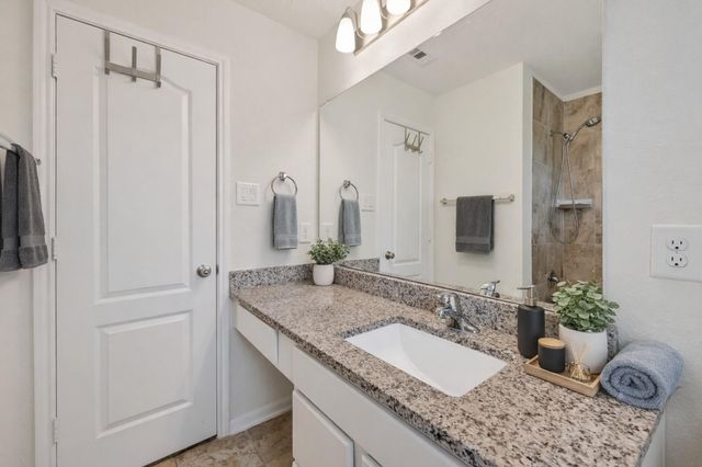 2107 Parnevik Place, Conroe, TX 77304