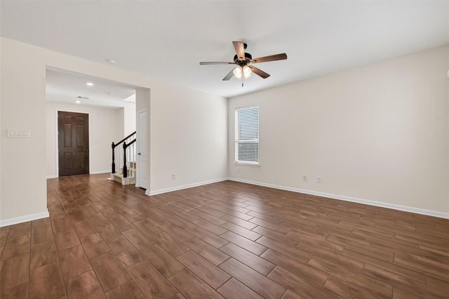 2107 Parnevik Place, Conroe, TX 77304