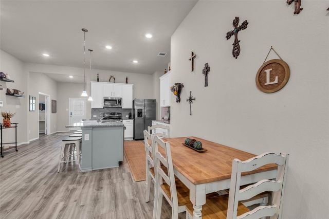 2214 Brickfielder Lane, Baytown, TX 77523