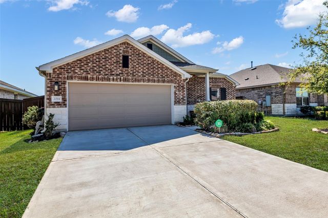 2214 Brickfielder Lane, Baytown, TX 77523