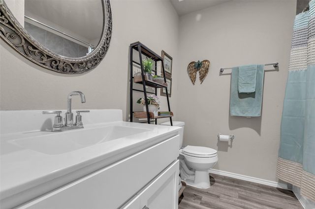 2214 Brickfielder Lane, Baytown, TX 77523