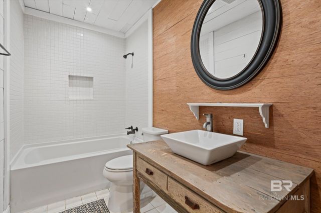 556 Middle Street, Fairhope, AL 36532