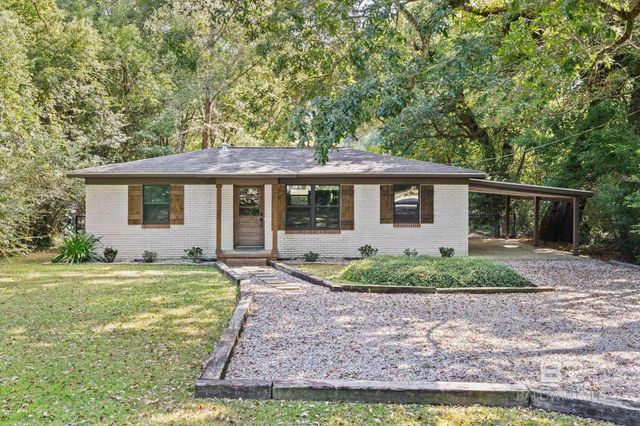 556 Middle Street, Fairhope, AL 36532