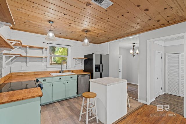 556 Middle Street, Fairhope, AL 36532