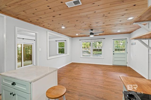 556 Middle Street, Fairhope, AL 36532