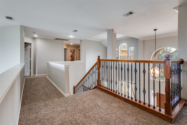 5717 Almond Lane, Fort Worth, TX 76244