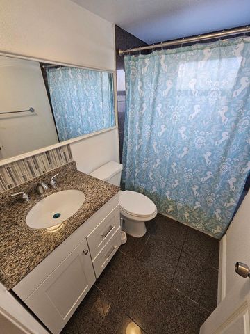 11955 3RD STREET E 1, Treasure Island, FL 33706