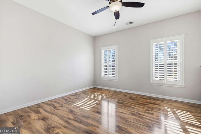 5110 Parkwood Oaks Lane, Smyrna, GA 30126