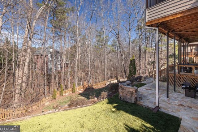 5110 Parkwood Oaks Lane, Smyrna, GA 30126