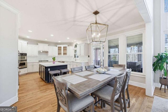 5110 Parkwood Oaks Lane, Smyrna, GA 30126