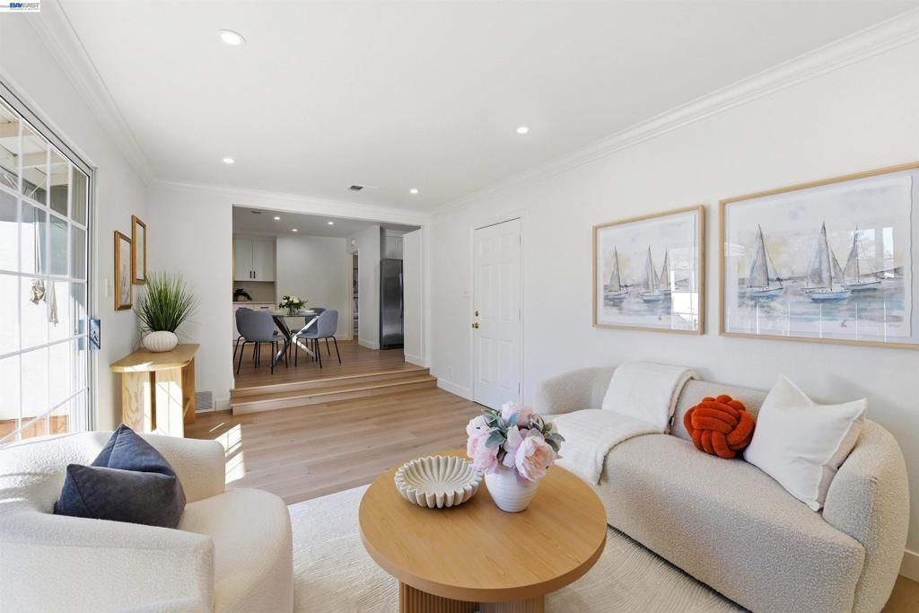 Image 13 of property listing at 4572 Theresa Ave, Fremont, CA 94538