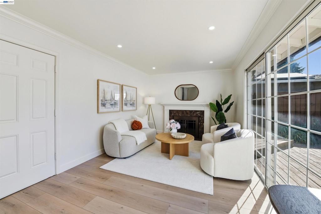 Image 14 of property listing at 4572 Theresa Ave, Fremont, CA 94538