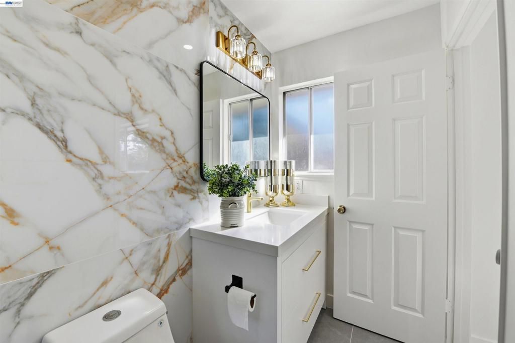 Image 19 of property listing at 4572 Theresa Ave, Fremont, CA 94538