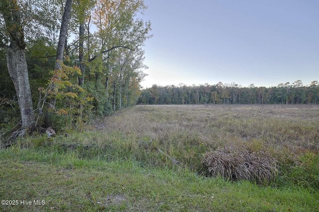 1062 Creek Road, Whiteville, NC 28472