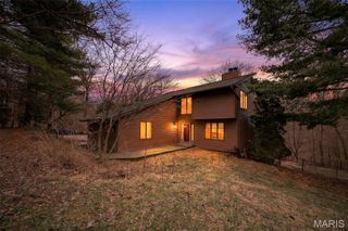 3 Deerwood Trail, Fairview Heights, IL 62208