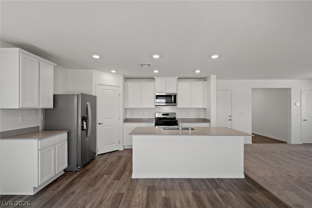 6758 Magnolia River Avenue, Las Vegas, NV 89156 — photo 4