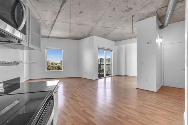 10 SW South River Dr 907, Miami, FL 33130