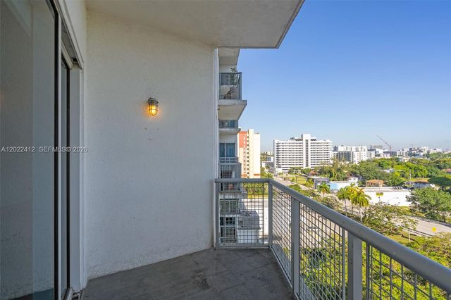 10 SW South River Dr 907, Miami, FL 33130