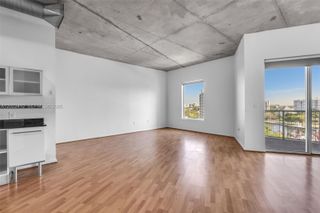 10 SW South River Dr 907, Miami, FL 33130