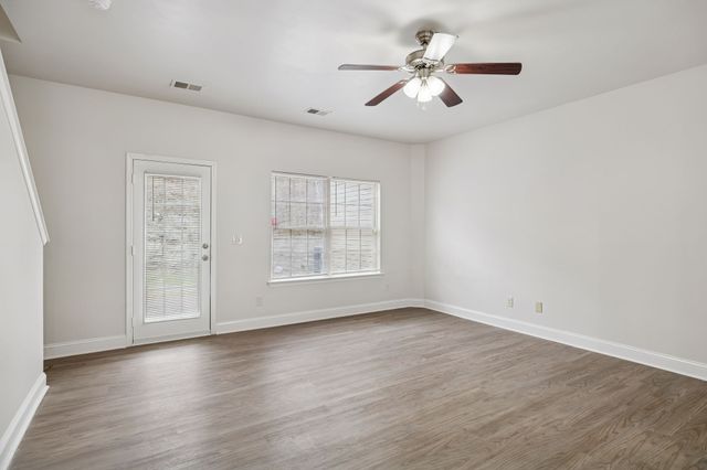 5170 Hickory Hollow Pkwy Unit 137, Antioch, TN 37013