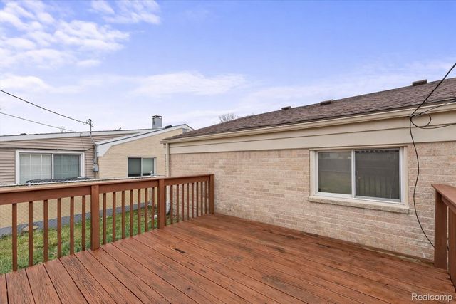 30684 Gladys Avenue, Westland, MI 48185