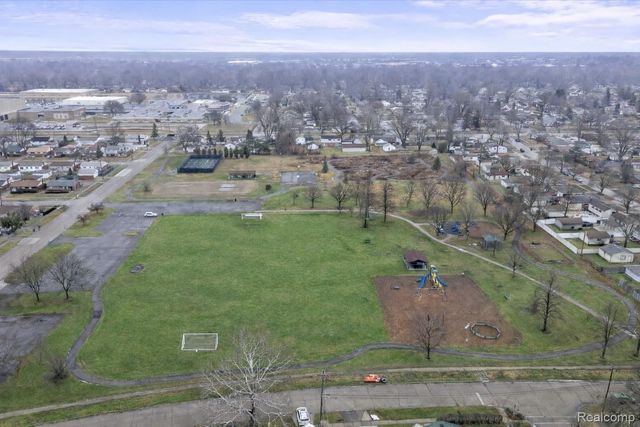 30684 Gladys Avenue, Westland, MI 48185