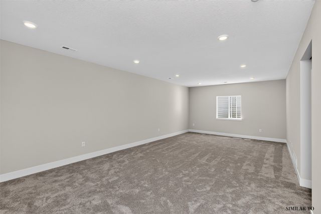 1669 22nd Avenue SE, Altoona, IA 50009